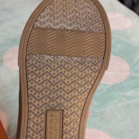 Sonoma pink button boots - Picture 2 of 4